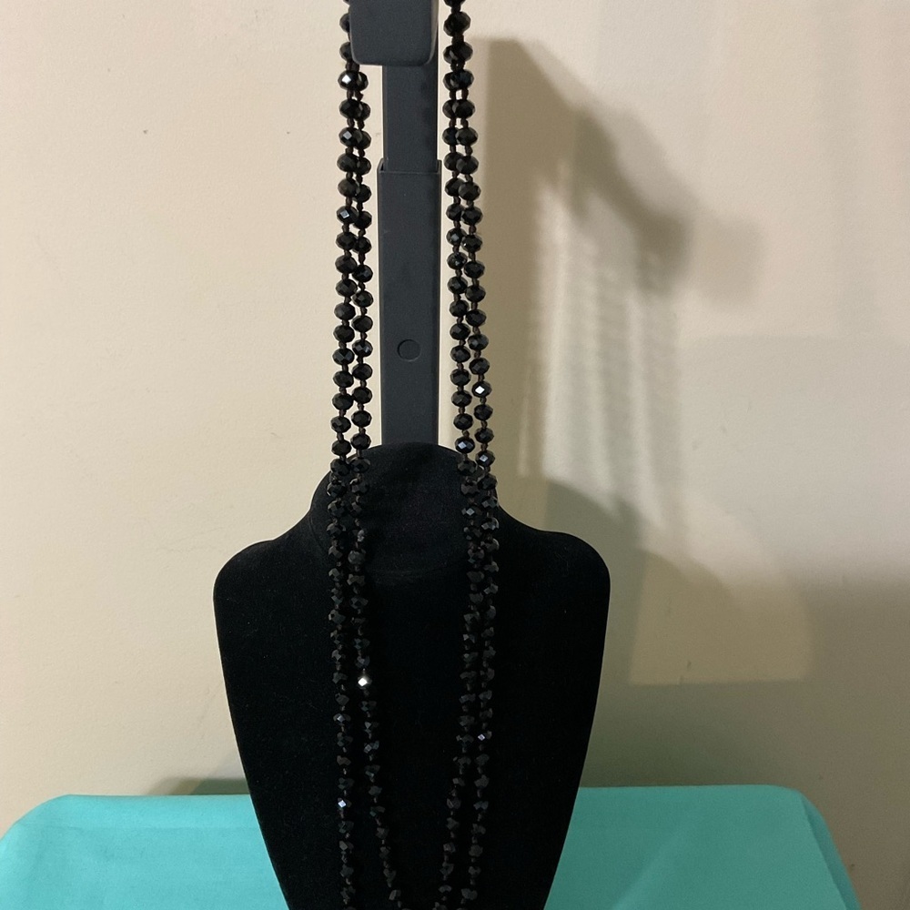 Chic Black Beaded Necklace
